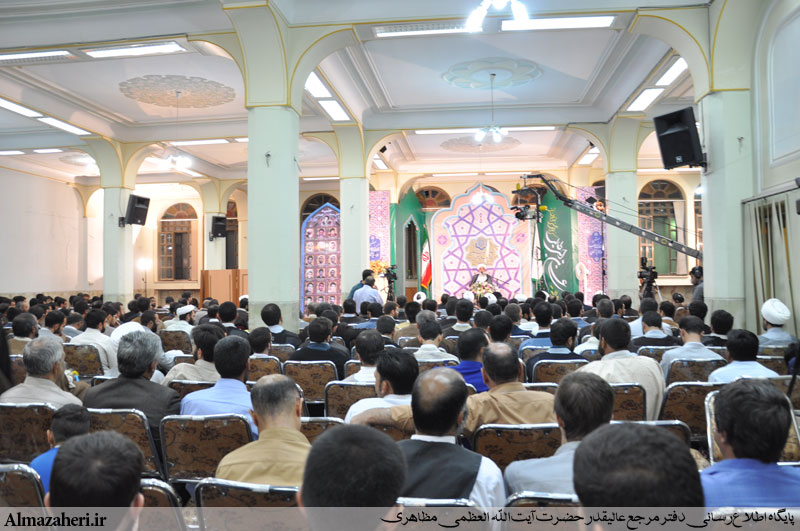 بيانات معظّمله در جشن عمّامهگذاري سیصد و سی نفر از طلّاب حوزۀ علميۀ اصفهان - 1395/6/29 بيانات معظّمله در جشن عمّامهگذاري سیصد و سی نفر از طلّاب حوزۀ علميۀ اصفهان - 1395/6/29